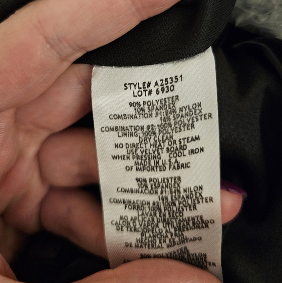 Betsy & Adam Stretch Velvet Mock Neck Illusion Long Sleeve Gown size 14 - Picture 2 of 4